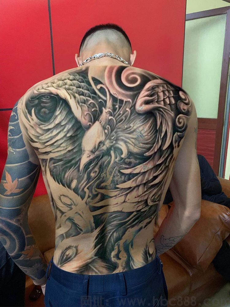 为什么文身也称为“纹身”?